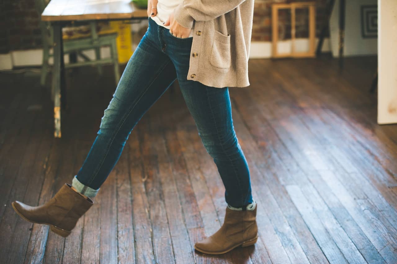 flat heel ankle boots